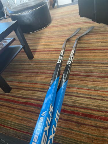 *2 PACK* RH NHL PRO STOCK NEXUS