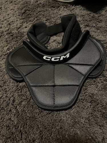 CCM BNQ Senior L/XL TCG900Neckguard