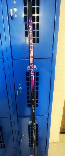 Senior Right Handed P28M Custom Nexus Sync Hockey Stick