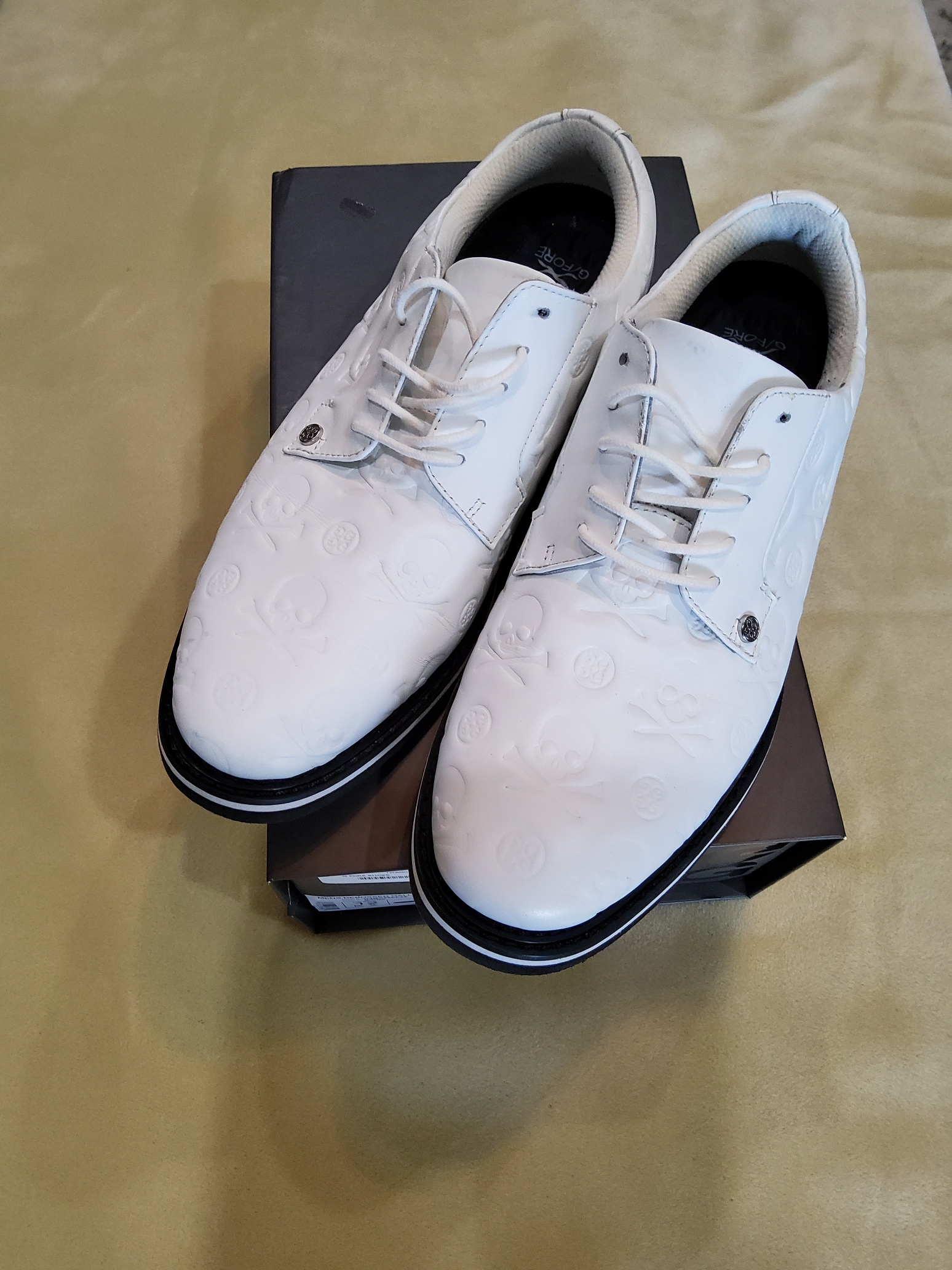 Used Men's Size 12 (Women's 13) G-Fore Skull Ebossed Gallivanter Golf Shoes