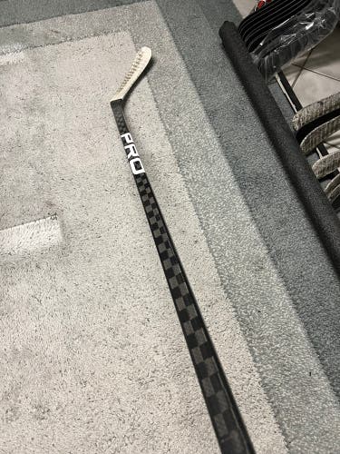 PRO Stock Hockey Stick P08 Right 95 Flex