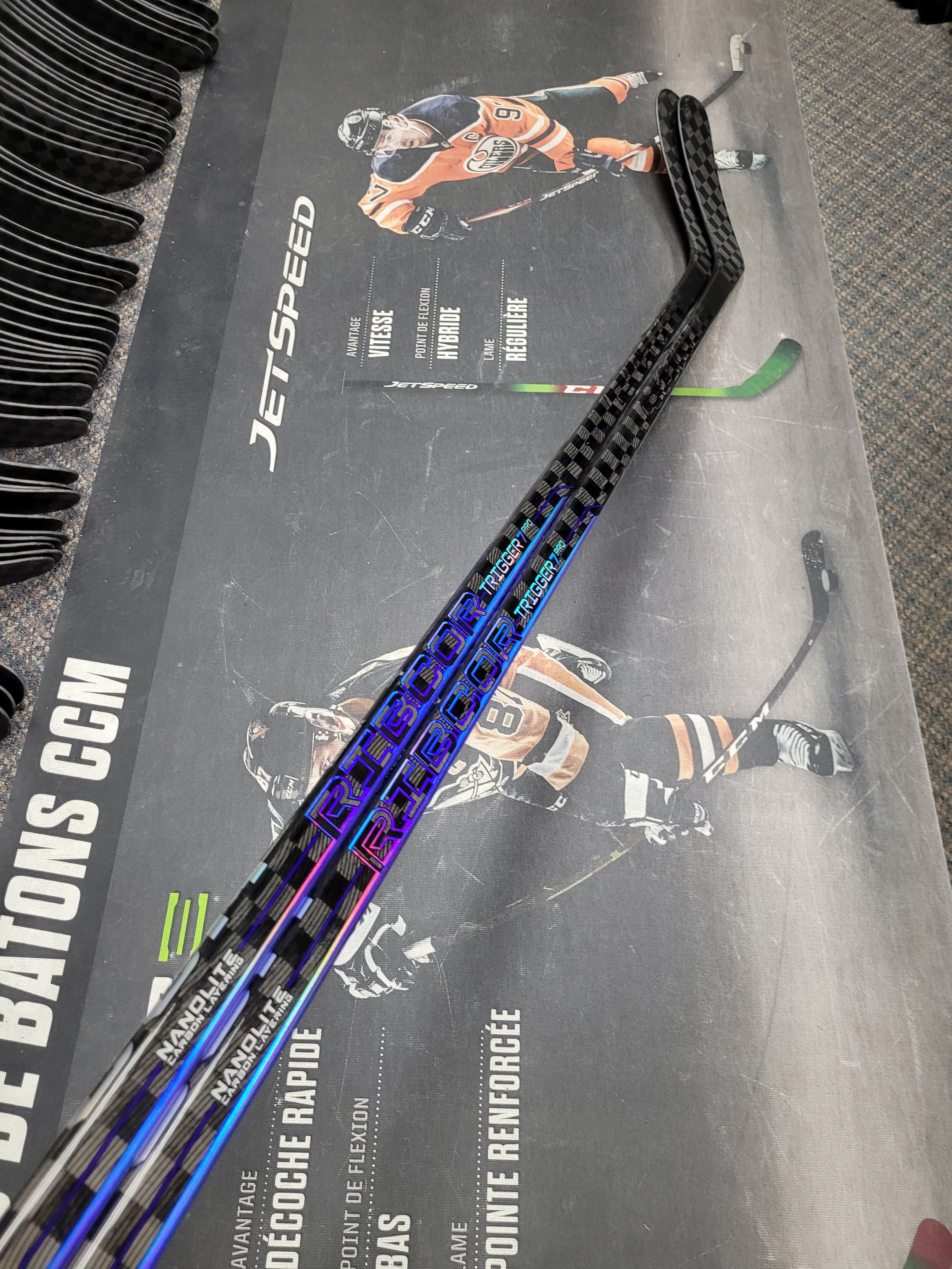 CCM Ribcor Trigger Hockey Stick Int. 65 Flex-HSRIB4GI65