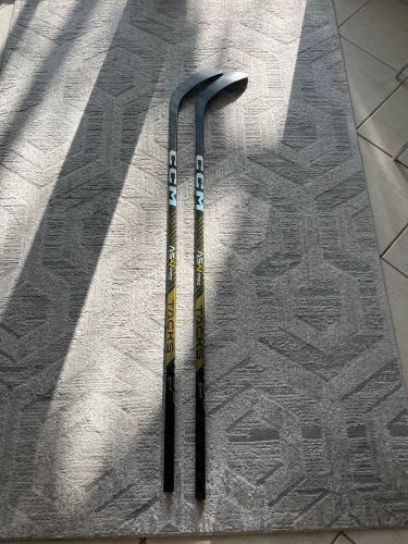 PACK OF TWO Senior Left Hand P28  Super Tacks AS-V PRO Hockey Stick