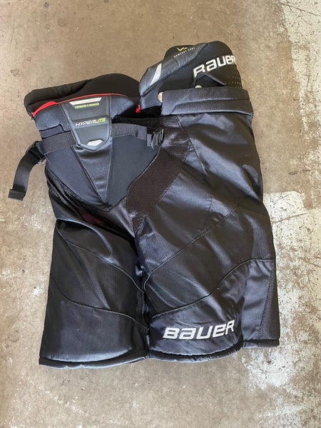 Intermediate Large Bauer  Vapor Hyperlite Hockey Pants