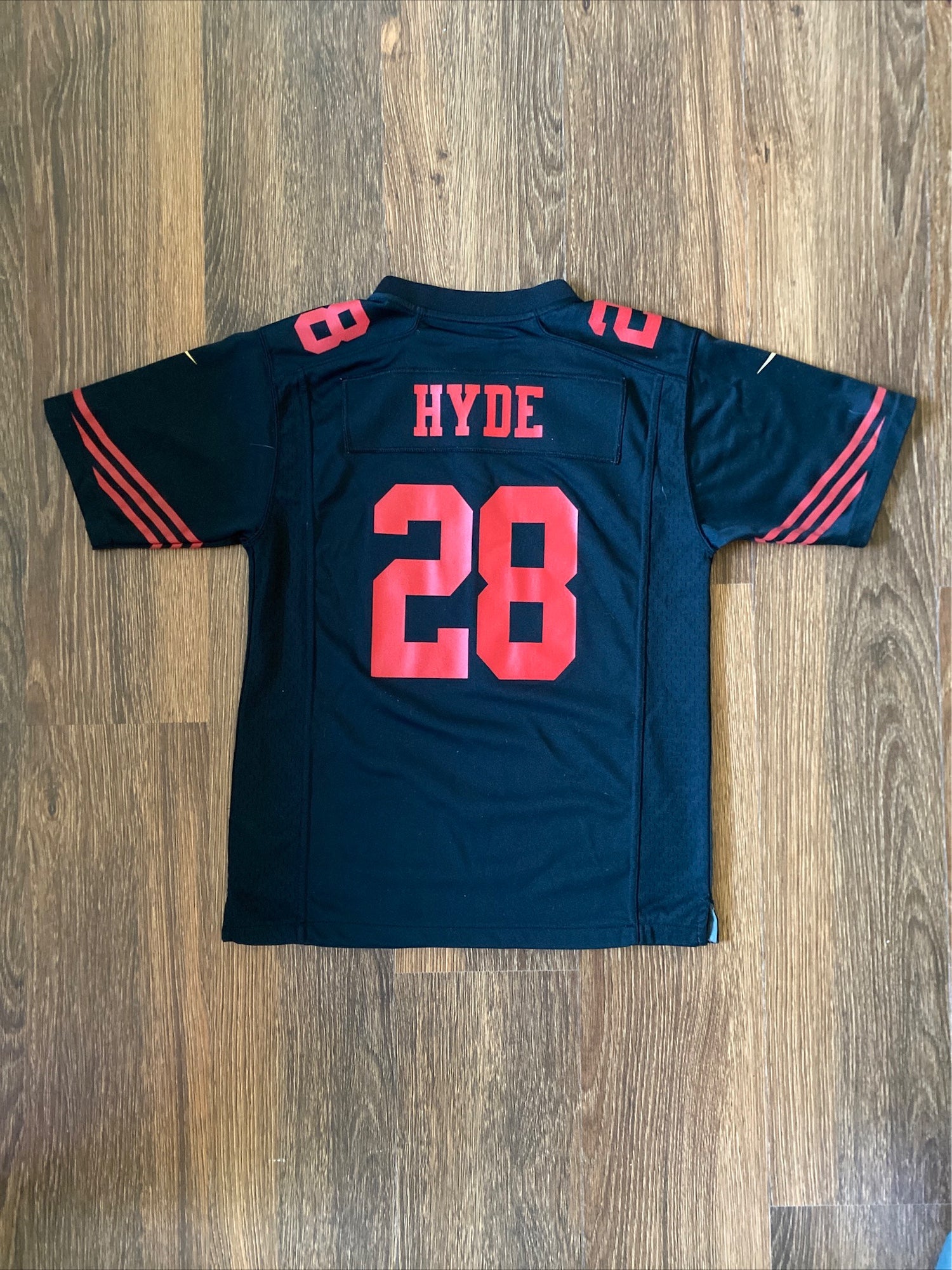 NFL San Francisco 49ers CARLOS HYDE Nike Football Jersey Men Sz L NWT Color  Rush