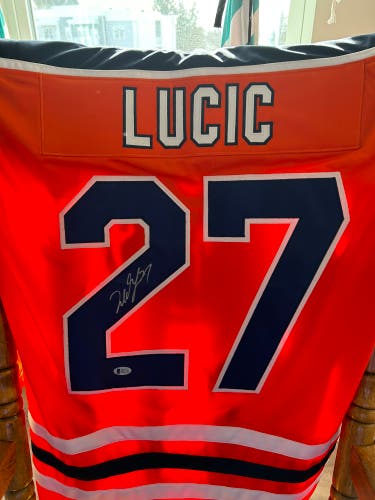 Milan Lucic Signed Edmonton Oilers jersey