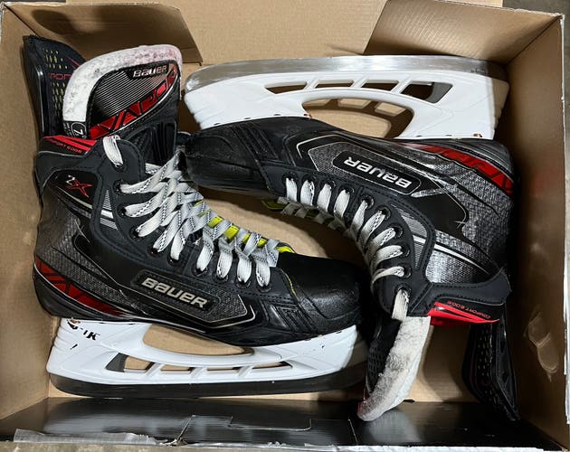 Used Bauer Regular Width  Size 7.5 Vapor 2X Hockey Skates