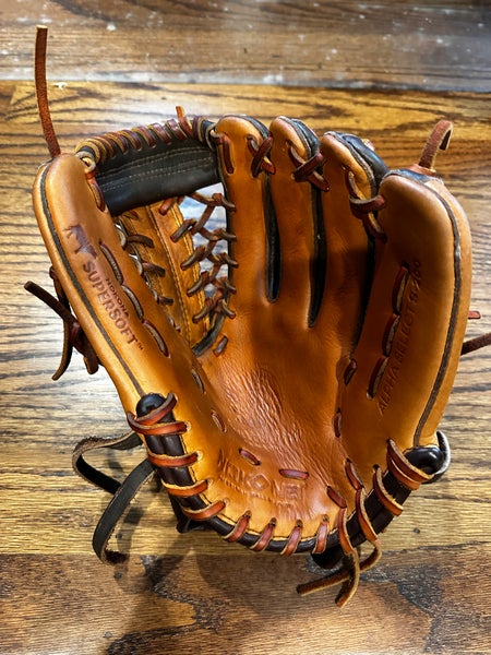 Nokona Alpha™ S-200 11.25" Modified Trap 14U Infield/Outfield