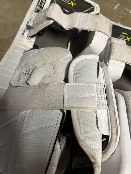 31" Bauer Vapor 3X Goalie Leg Pads