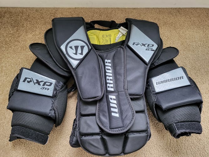 Used Junior Large/Extra Large Warrior Ritual XP Goalie Chest Protector
