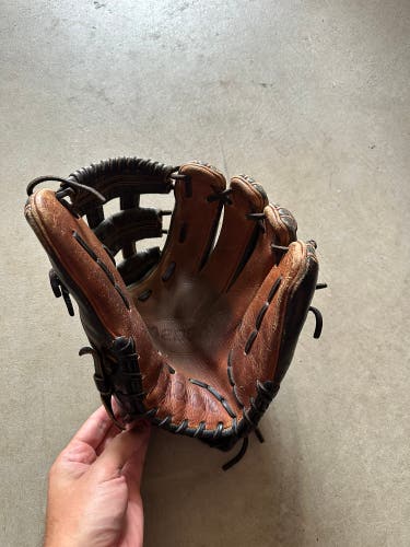 Wilson A2000 Baseball glove