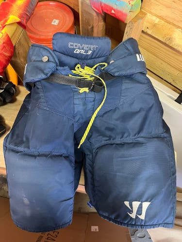 Senior Medium Warrior  Covert QRL3 Hockey Pants