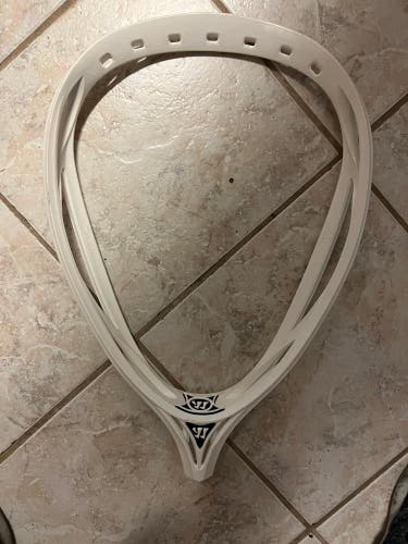 New  Unstrung Nemesis 2 Goalie Head