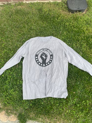 Loyola men’s lacrosse patriot league shirt