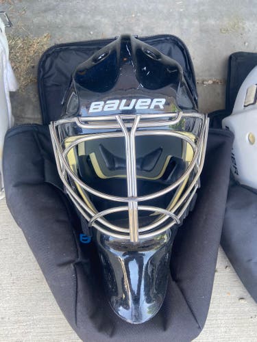 Bauer NME9 Goalie Mask