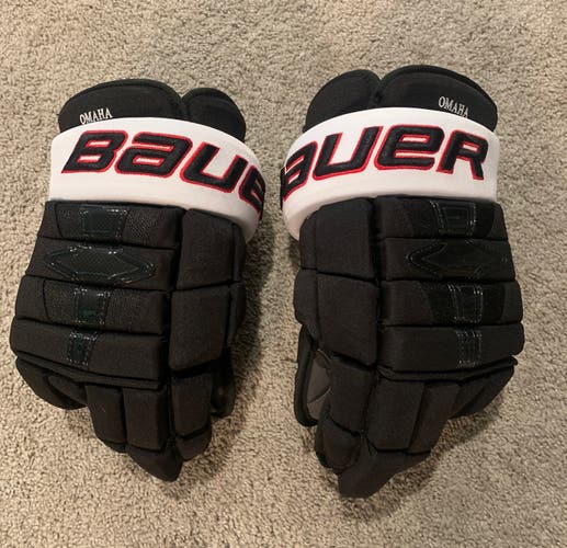 Omaha Mavericks New Pro Stock Nexus 1N 15” Gloves