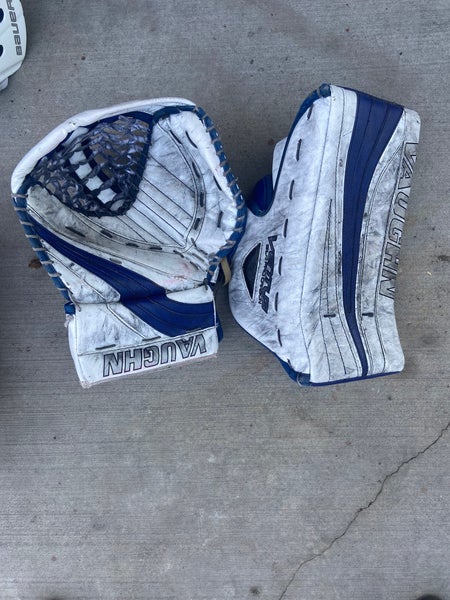 Vaughn SLR Pro Carbon Glove And Blocker