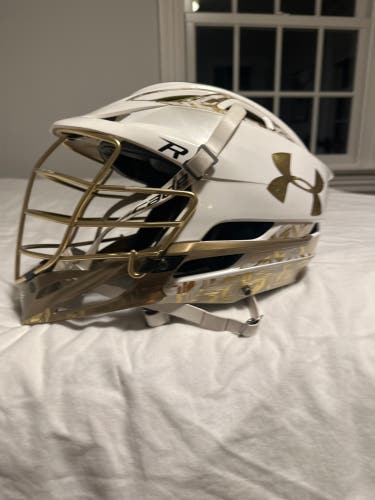 Player's Cascade R Helmet
