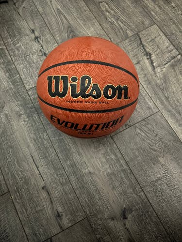 Wilson evolution basketball 28.5