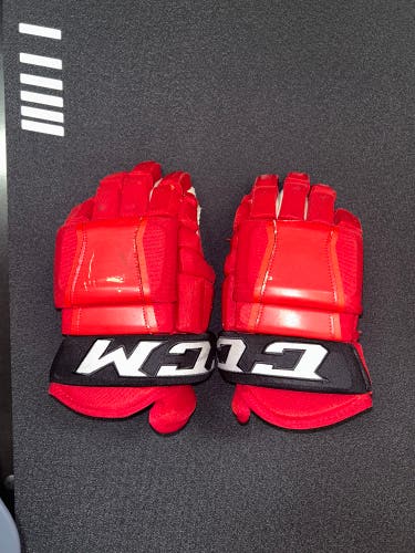 Combat 14" Pro Stock Gloves