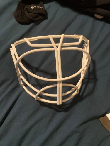 Bauer profile cage