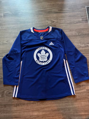 Toronto Maple Leafs practice jersey