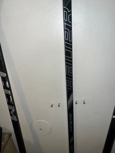 Bauer supreme hockey stick
