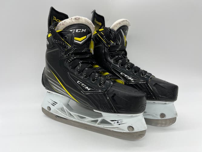 5.0 D CCM Tacks 5092 Ice Hockey Skates Regular Width