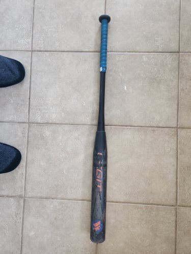 Used Worth Composite Legit Bat 27 oz 34"