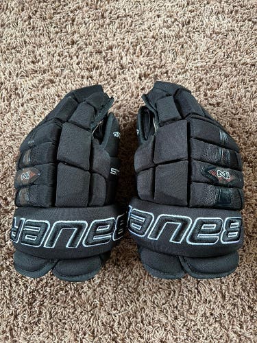 Brand New Bauer 14" Nexus 1N Gloves