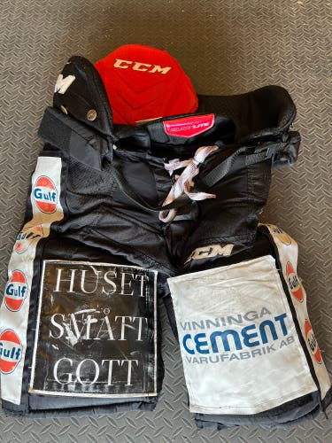 Senior Medium CCM Pro Stock European Professional Ads QuickLite Hockey Pants