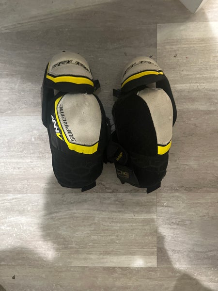 Used Junior Large Bauer  Supreme 2S Pro Elbow Pads
