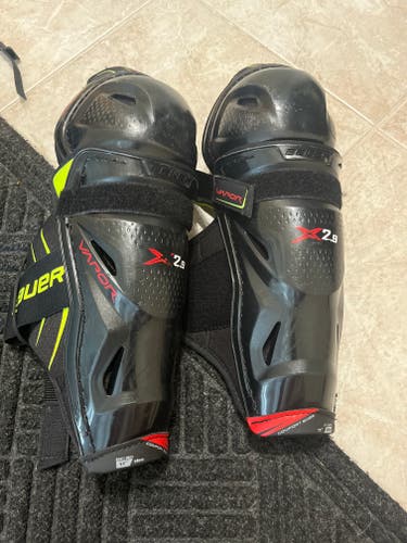 Used Bauer Vapor X2.9 Shin Pads