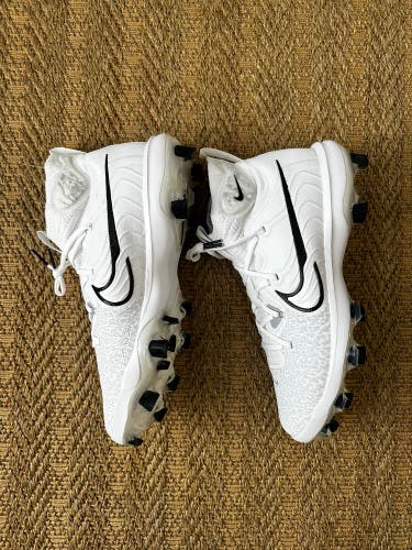 White New Size 13 (Women's 14) Nike