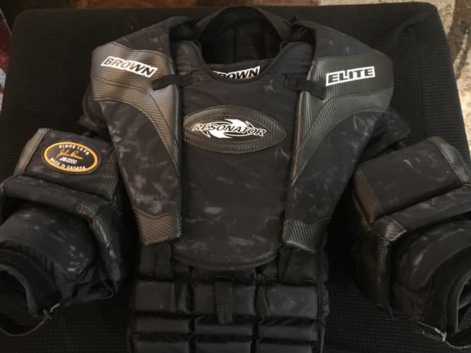 Brown 2200 Chest Protector Pro Stock