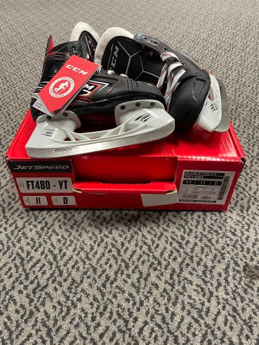 CCM Jetspeed FT480 Youth Size 11 D Width skates