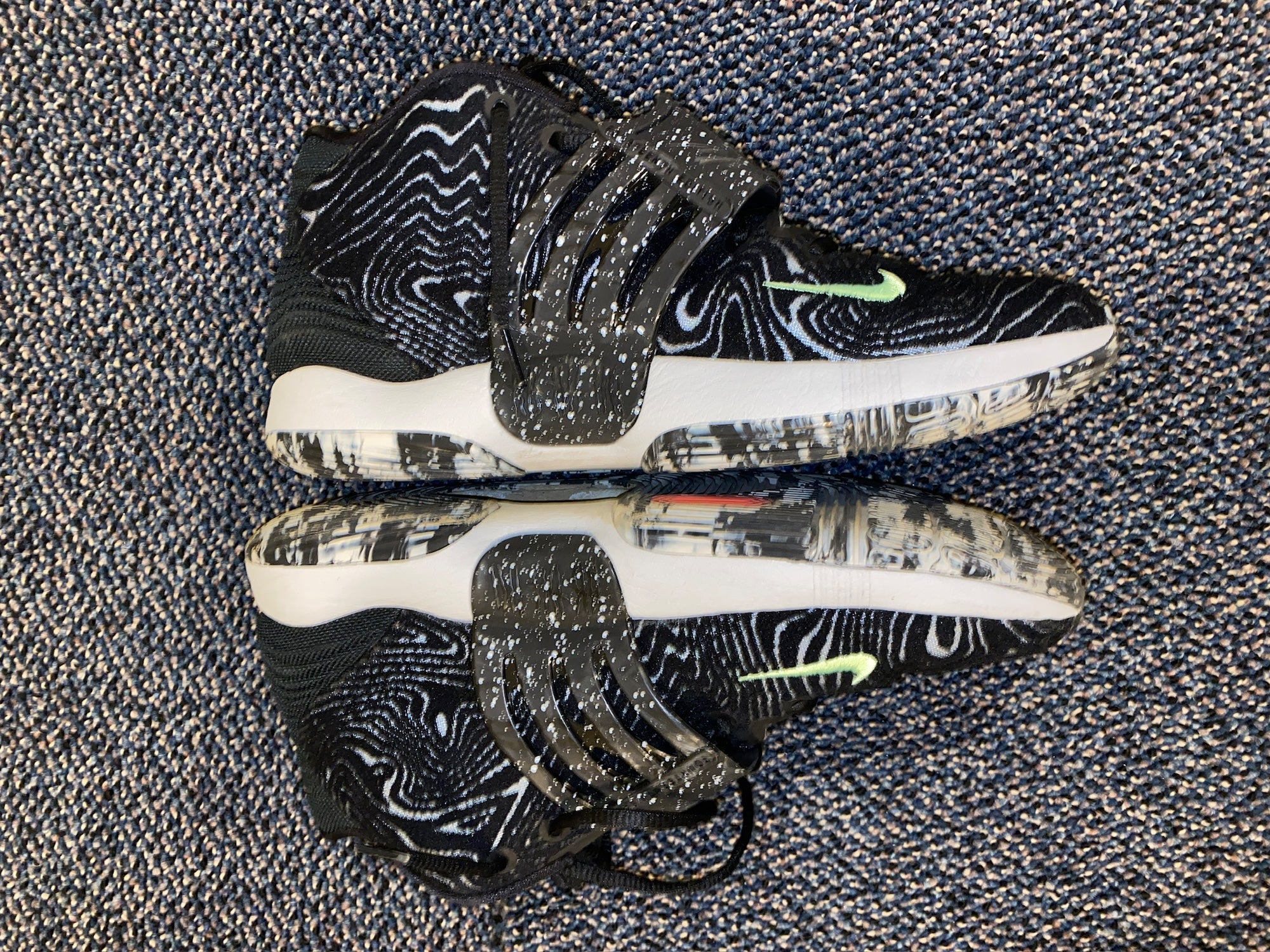 kd14 white and black