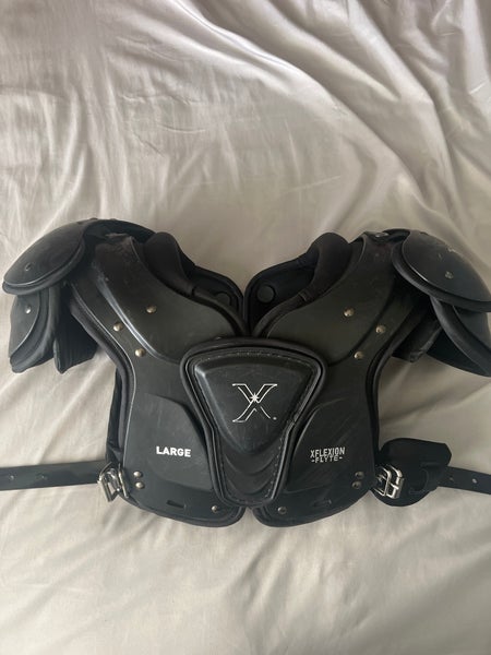 Xenith Youth Flyte Football Shoulder Pads
