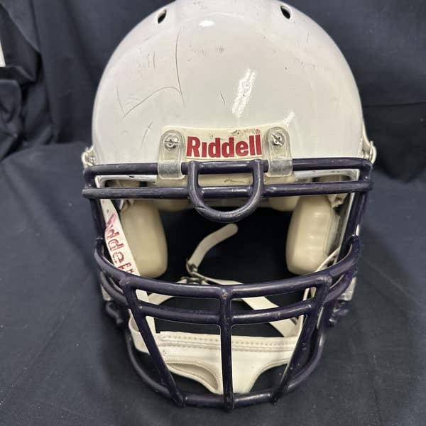 RIDDELL Revo Classic Gloss White Adult Large Helmet. Initial year 2010 | SidelineSwap | Buy and Sell on SidelineSwap RIDDELL Revo Classic Gloss White Adult Large Helmet. Initial year 2010 | SidelineSwap | Buy and Sell on SidelineSwap