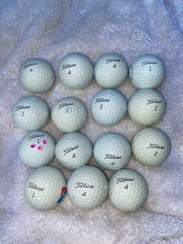 Used Titleist 15 Pack Pro V1 Balls