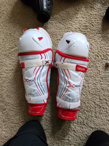 Used Bauer Vapor X900 Shin Pads - 15 Inch