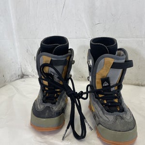 Used K2 Slingshot Cv Snowboard Boots Junior Size 1