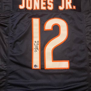 Velus Jones Jr. Signed Jersey (Beckett)