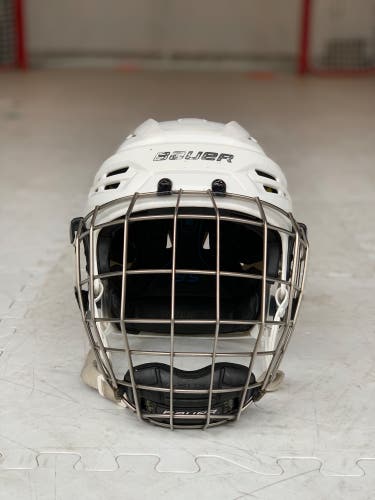 Used Bauer Re-Akt 95 Hockey Helmet Combo
