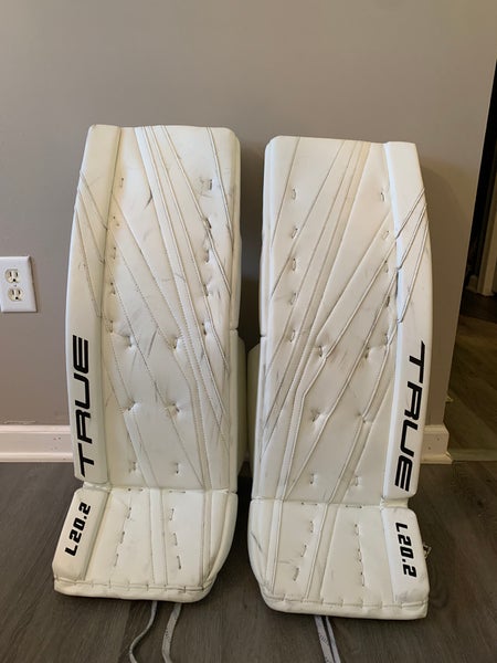 33" +2 True Pro Stock L20.2 Goalie Leg Pads