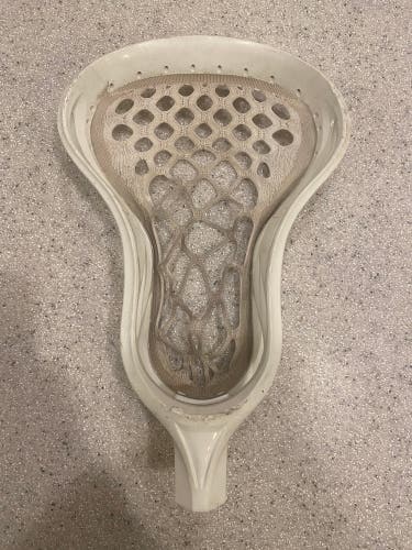 Used Attack & Midfield Strung Evo Warp Pro Head