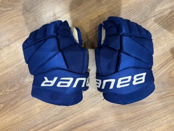 Used Bauer TEAM Ice Cats Gloves 10"