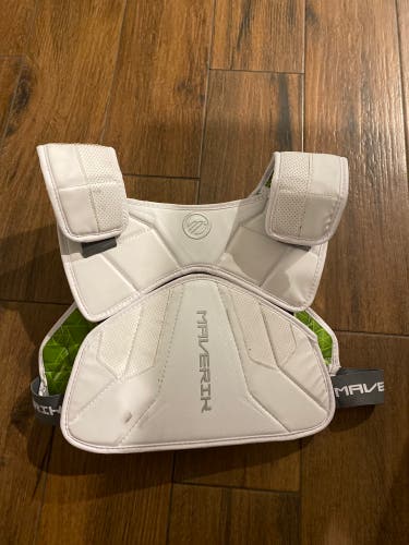 Adult Large Maverik M5 Shoulder Pads