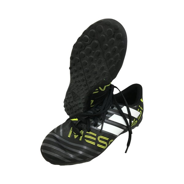 Auroch Conductividad Desalentar Used Adidas Nemeziz Messi 17.4 Junior 03.5 Cleat Soccer Turf Shoes |  SidelineSwap
