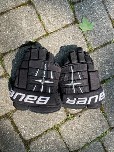 Bauer 14"  4 Roll Pro Gloves